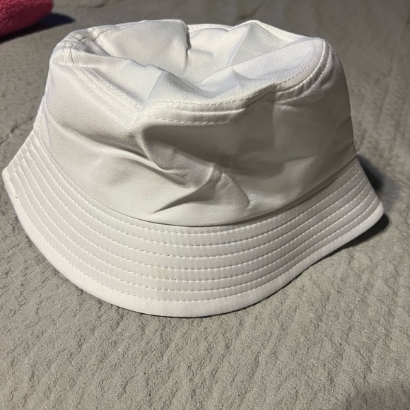 Hat - Picture 1 of 1